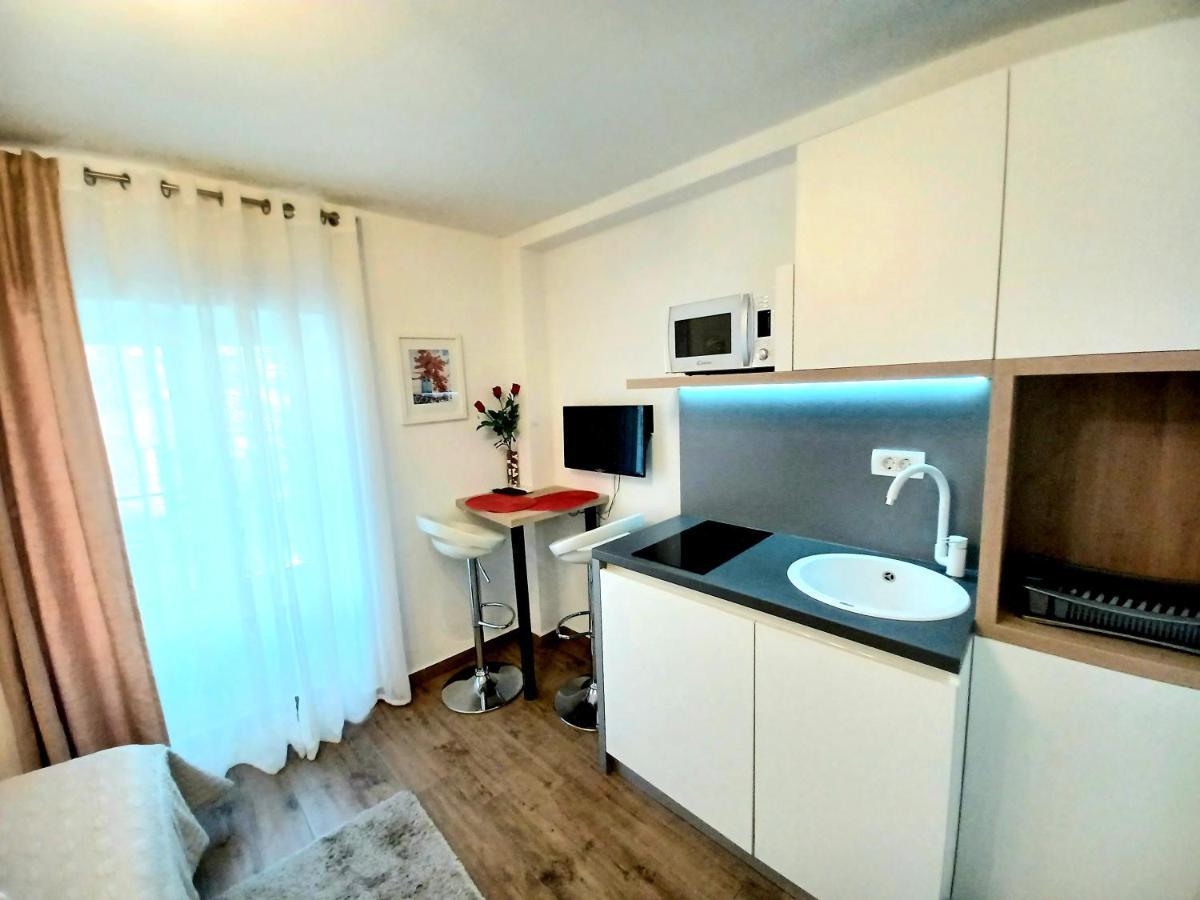 Studio Apartmani Pomalo/ Take It Easy Split Exteriér fotografie